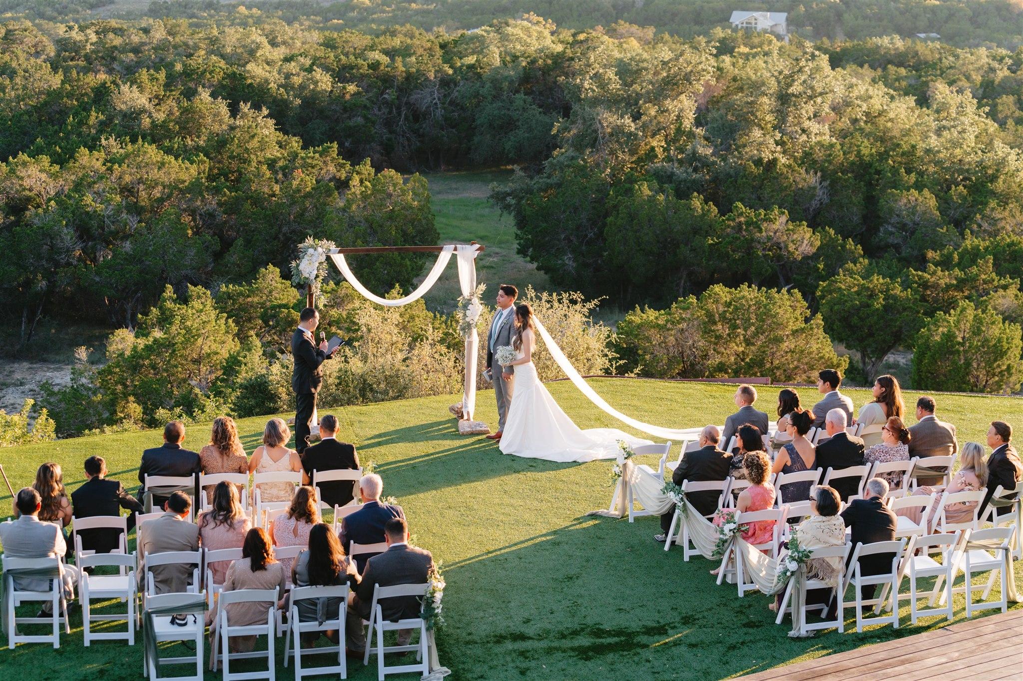 5 Key Factors to Choosing the Perfect Wedding Venue